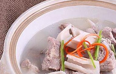 排骨炖藕的功效与作用 排骨炖藕的功效与作用及禁忌