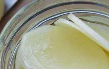 白醋泡姜的功效与作用有哪些 白醋泡姜的功效与作用有哪些好处