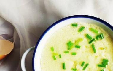 茶油蒸蛋的功效与作用（茶油蒸蛋的功效与作用及禁忌）