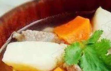 男人喝什么汤最补 男人喝什么汤最补肾壮阳