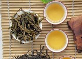 乌龙茶有哪些功效（乌龙茶有哪些功效和禁忌）