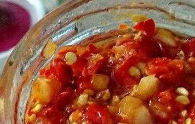 腌辣椒酱的家常做法（家常自制腌辣椒酱的做法）