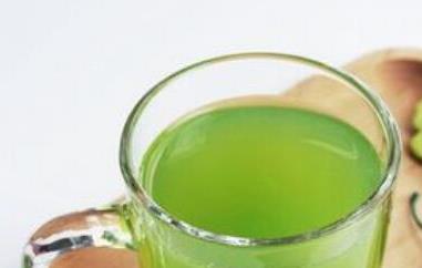 苦瓜汁的功效与作用及禁忌（苦瓜汁有啥功效）