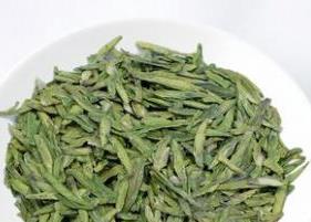 龙井属于绿茶吗 龙井属于什么绿茶吗