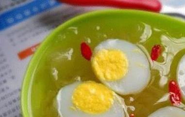 鸽子蛋怎么吃 鸽子蛋怎么吃最补肾