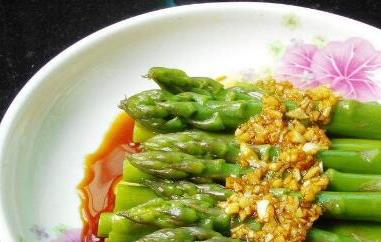 绿芦笋怎么吃（绿芦笋怎么吃好吃）