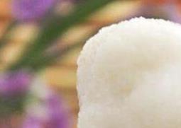 白蜜和蜂蜜的区别（白蜜和蜂蜜的区别在哪里）