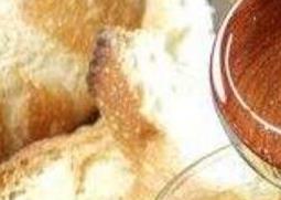 如何用蜂蜜祛斑（蜂蜜祛斑最简单的方法）