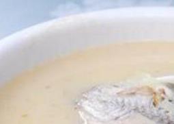 孕妇鲫鱼芝麻汤的功效（芝麻鲫鱼汤孕妇喝）