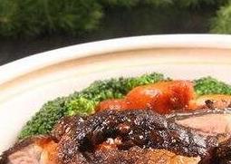 孕妇可以吃鳄鱼肉吗（孕妇可以吃鳄鱼肉吗早期）