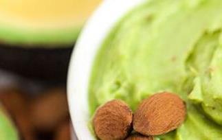 牛油果油的功效与作用 亚麻籽油的功效与作用