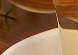 如何用蜂蜜洗脸（如何用蜂蜜洗脸最好）