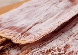 鱿鱼干的功效与作用(鱿鱼干的功效与作用禁忌)