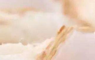 椰子肉怎么弄出来 椰子汁喝完了椰子肉怎么弄出来