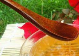 蜂蜜水的作用与功效 女性喝蜂蜜水的作用与功效
