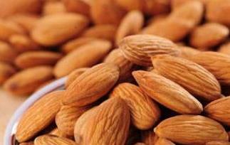 吃杏仁的好处有哪些(吃杏仁的好处有哪些功效)