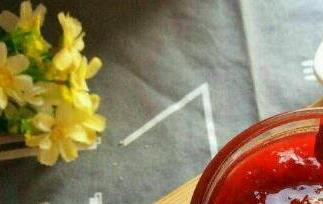 草莓酱怎么吃好吃（草莓酱怎么吃好吃视频）