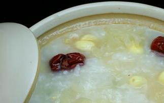 莲子怎么吃好（莲子怎么吃好吃做法大全）