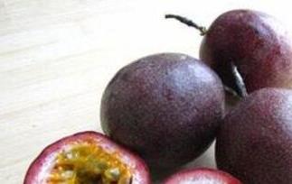 鸡蛋果的功效与作用及食用方法（鸡蛋果的功效与作用及食用方法禁忌）