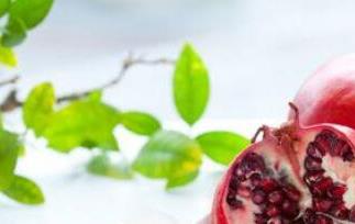 石榴籽胶囊的功效与作用（石榴籽胶囊的功效与作用及禁忌）