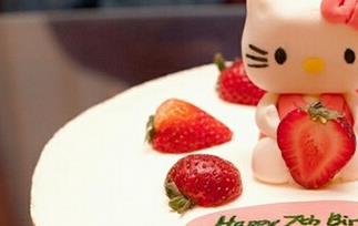 草莓蛋糕的制作方法和材料（草莓蛋糕的制作方法和材料窍门）