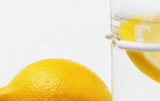 孕妇喝柠檬水好吗 孕妇喝柠檬水好吗?一天喝多少ml