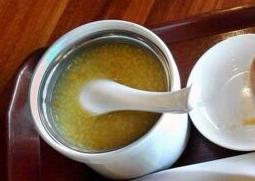 女生不吃早餐的危害 女生不吃早餐的危害影响身高吗