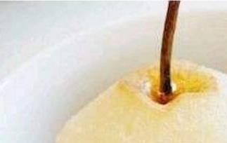 吃冰糖雪梨的功效与作用 吃冰糖雪梨的功效与作用是什么