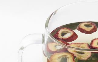 山楂和什么一起泡水喝好 山楂和什么一起泡水喝最好?