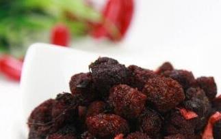 自制紫苏杨梅干的方法