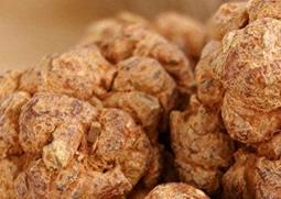 田七浸酒的作用与功效（田七浸酒的作用与功效能治咽喉炎症）