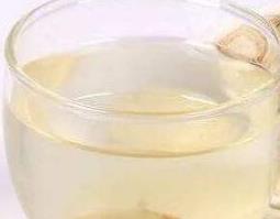 西洋参泡水喝的功效与好处（西洋参泡水喝的功效与好处是什么）