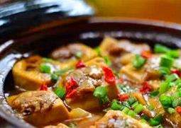砂锅焖菜如何做好吃(砂锅焖菜如何做好吃窍门)