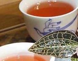 金线莲泡水喝的功效与作用 金线莲泡水喝的功效与作用福建土楼金线莲茶