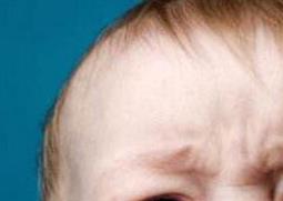 哭对身体的好处和坏处（小孩哭对身体的好处和坏处）