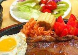 中餐和西餐的区别（中餐和西餐的区别在哪里英语）