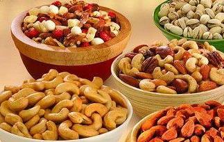 坚果的功效和作用（坚果的功效和作用是什么）