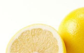 柚子的功效与作用有哪些(柚子的功效作用是什么)