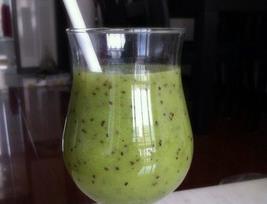 黄瓜猕猴桃汁材料和做法 黄瓜猕猴桃汁的做法