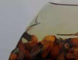 金樱子和什么泡酒最好（金樱子和什么泡酒最好功效是什么）