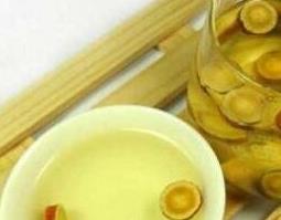 中药甘草泡水喝的功效与作用（中药甘草泡水喝有什么功效）