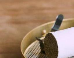 艾灸盒的使用方法图解及注意事项（艾灸盒的使用方法图解及注意事项图片）