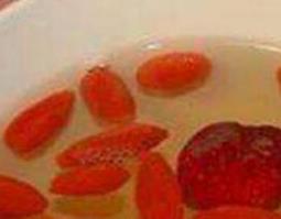 枸杞子泡水喝的害处（枸杞子泡水喝的害处有哪些）