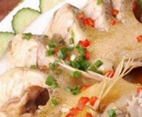 花鱼的功效与禁忌（花星鱼的功效与禁忌）