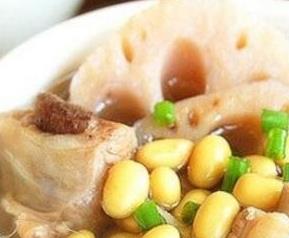 喝莲藕排骨汤有哪些功效与作用 喝莲藕排骨汤有哪些功效与作用呢