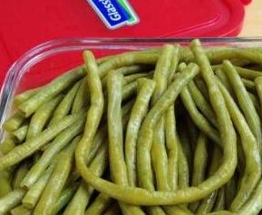 夏天怎么腌制酸豆角（夏天怎么腌制酸豆角咸菜）