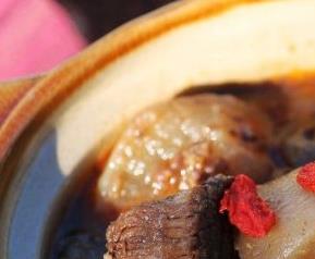 萝卜炖牛肉的材料和做法步骤(牛肉炖萝卜的做法用什么牛肉)