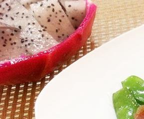 荷兰豆青椒炒腊肠的材料和做法 荷兰豆炒腊肠要放辣椒吗