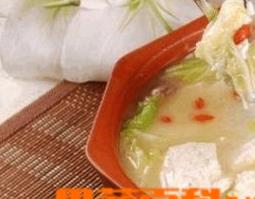 乌鸡白凤丸的功效与作用(乌鸡白凤丸的功效与作用适合什么人)