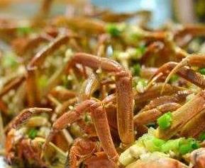 毛蟹不能和什么一起吃（毛蟹不能和什么一起吃会中毒）